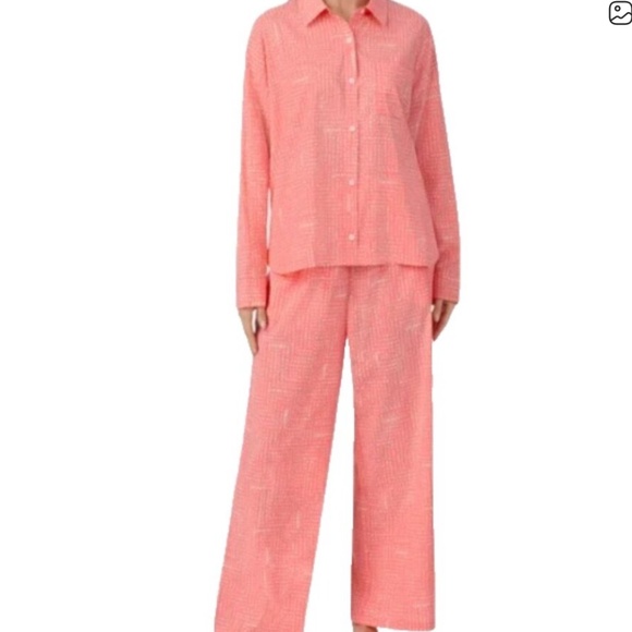 DKNY pajamas - Picture 1 of 1